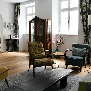 Zum Blauen Stern - Memorable Experience Apartment Wien